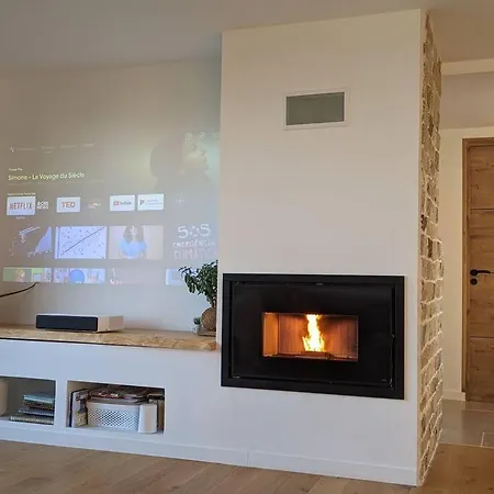 Villa Vue -5 Mn Des Plages - Grand Jardin-cuisine D'ete- 4 *